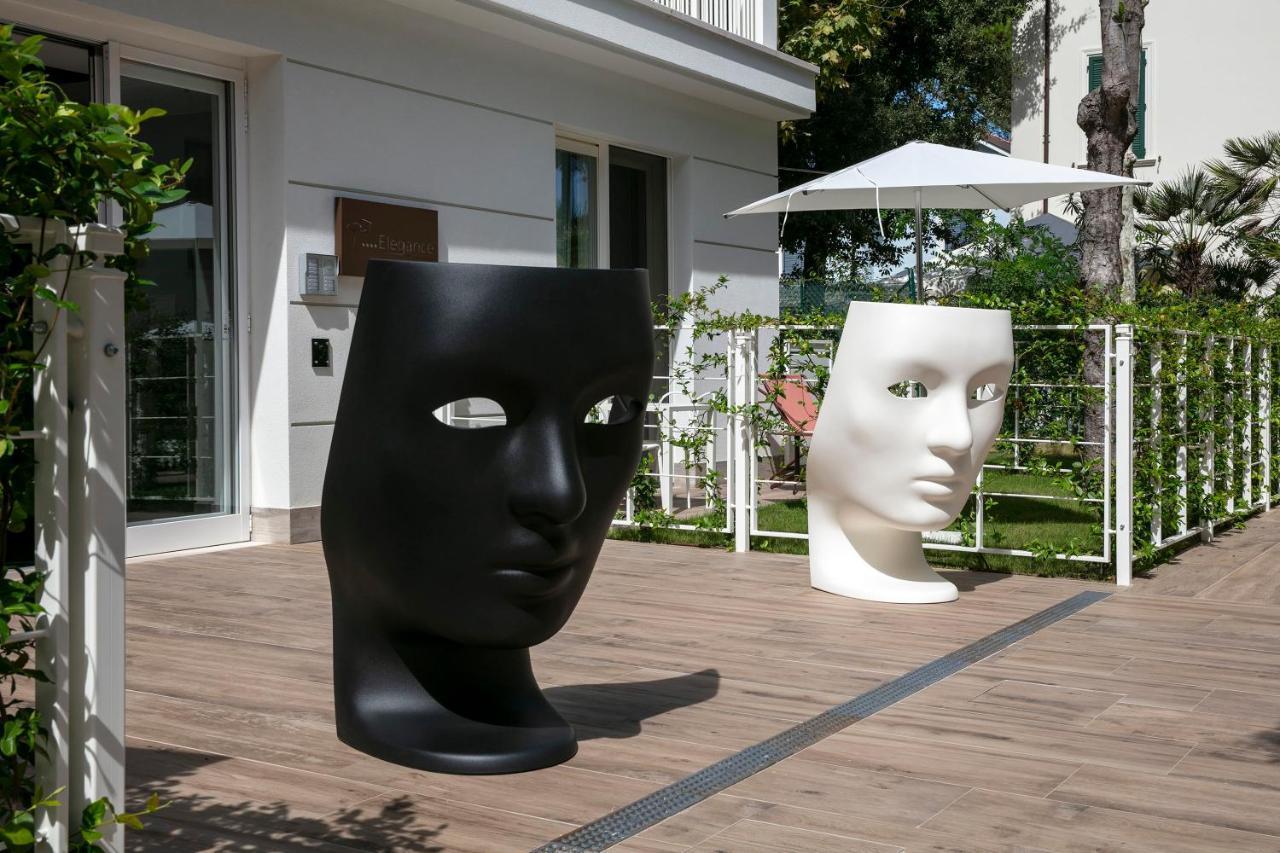Aparthotel Elegance Riccione Exterior foto