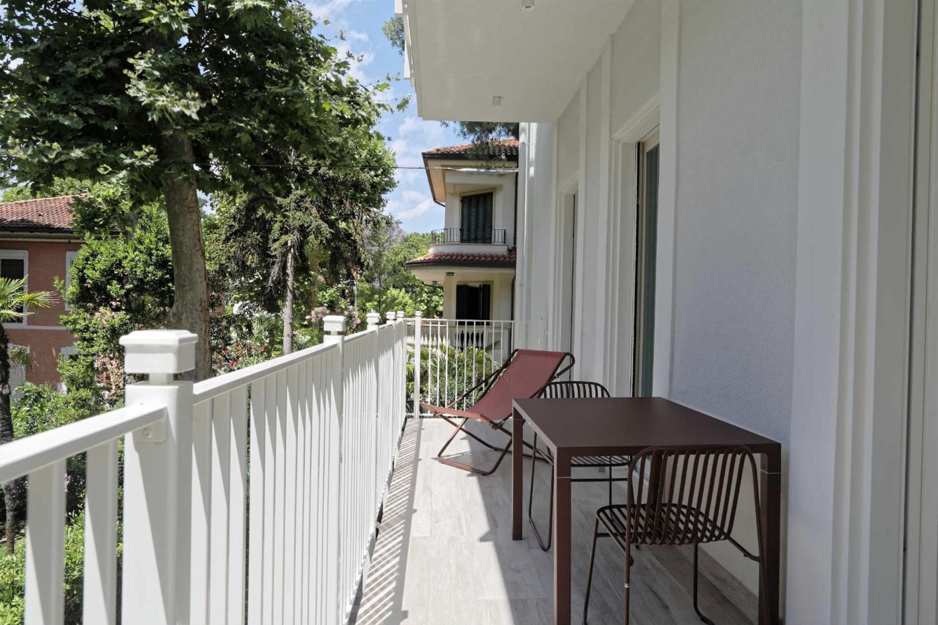 Aparthotel Elegance Riccione Exterior foto