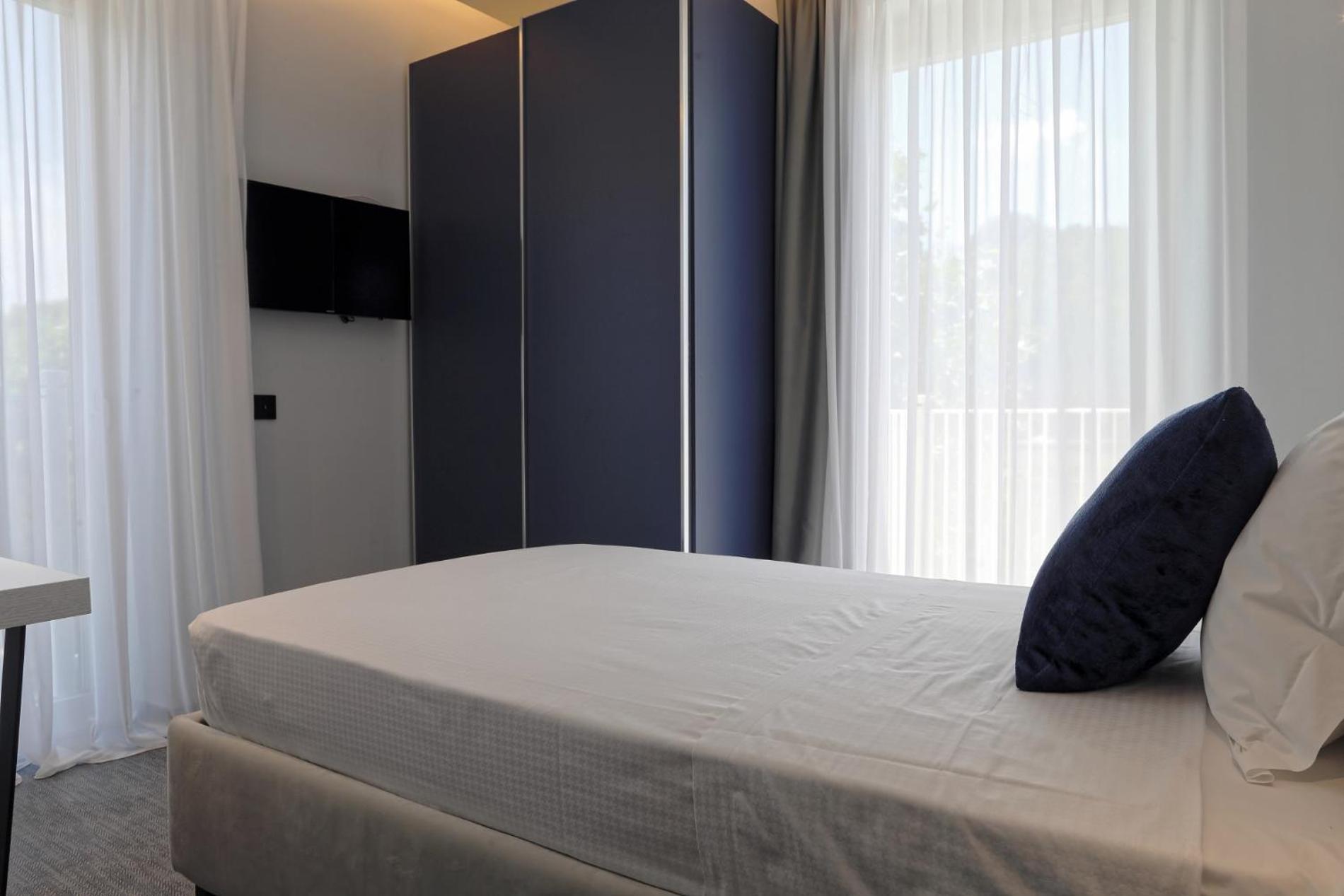 Aparthotel Elegance Riccione Habitación foto