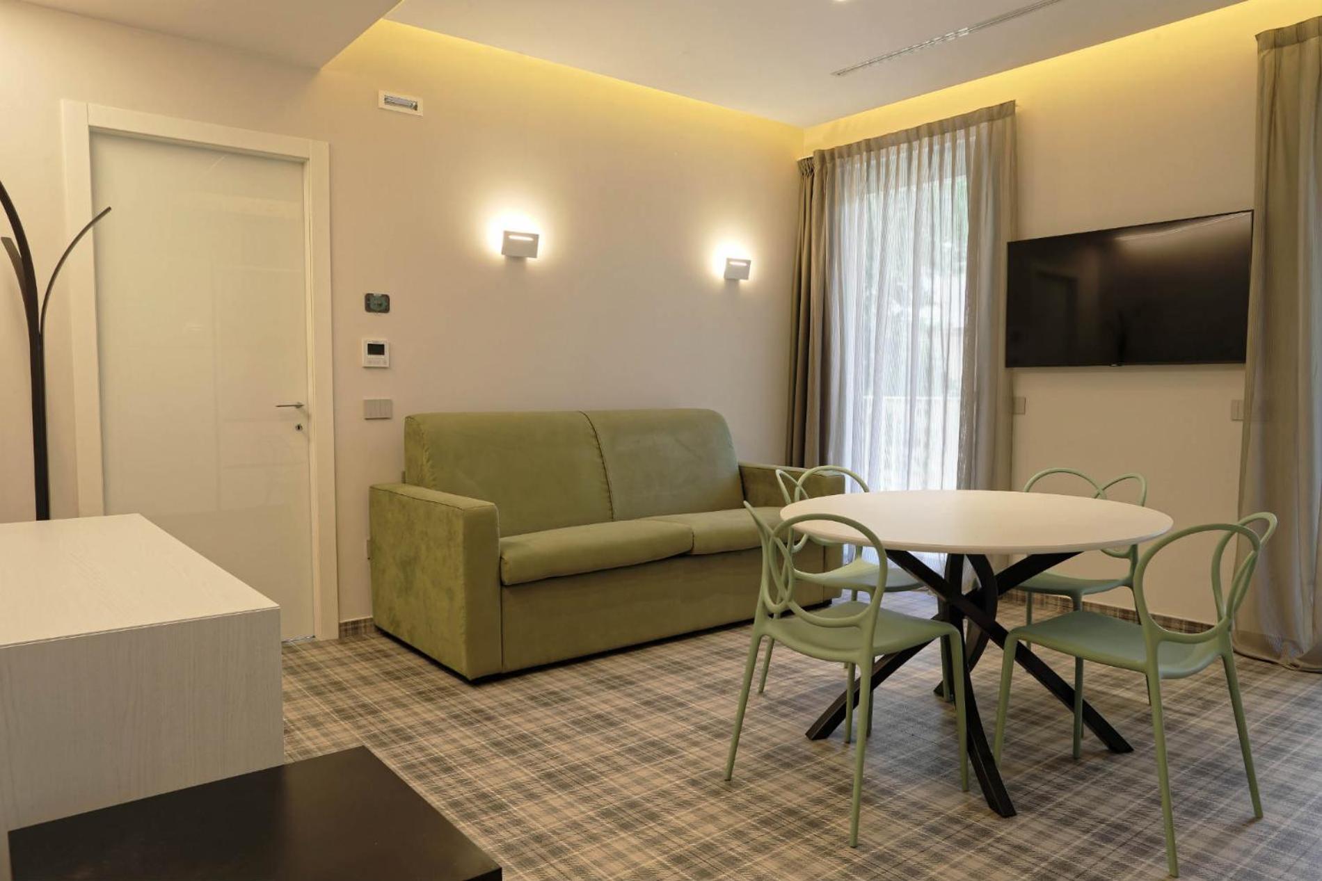Aparthotel Elegance Riccione Habitación foto